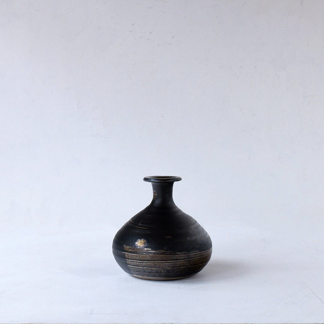 ●24-TY-36窯変黒唐津花入