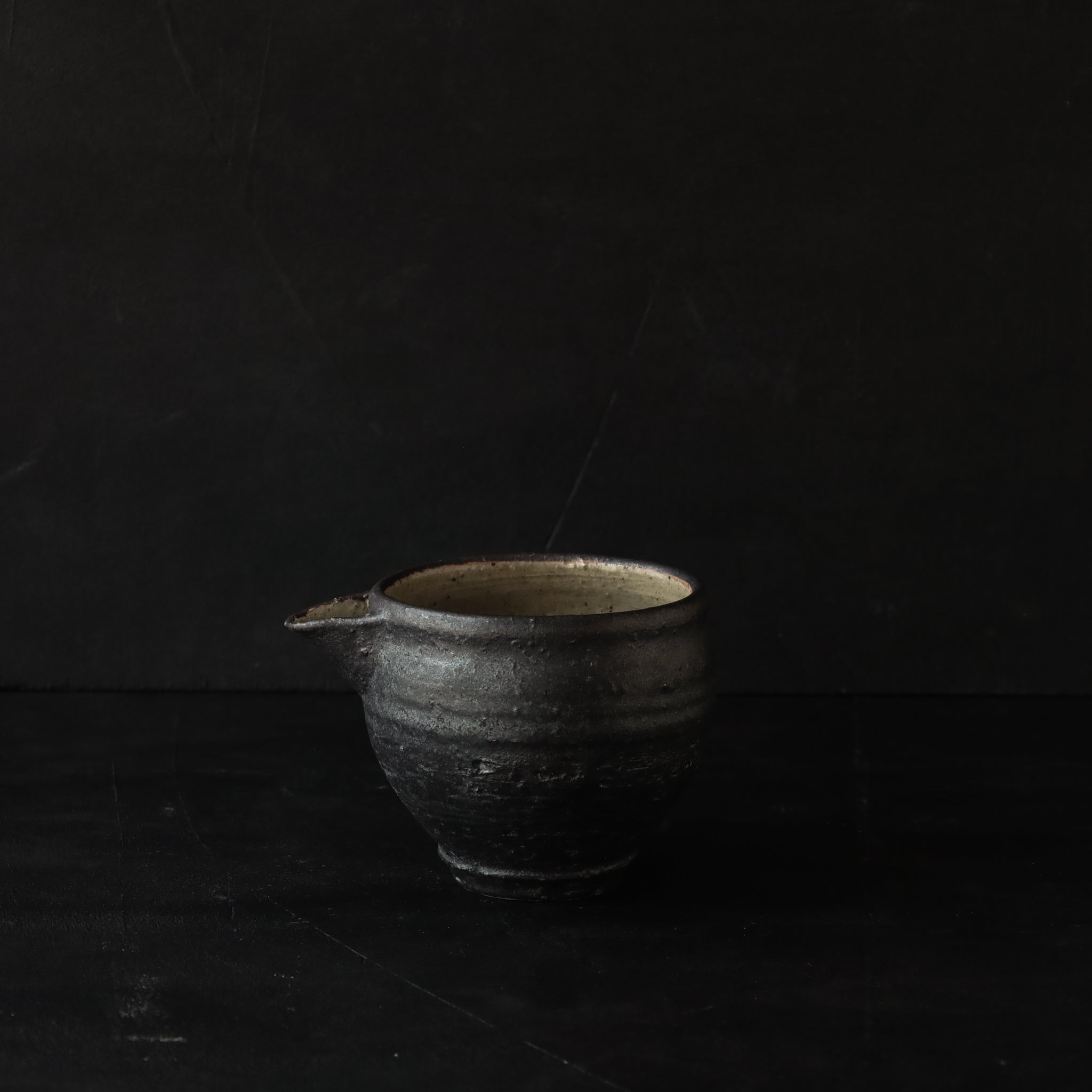 ●26-OM-47黒片口酒器セット