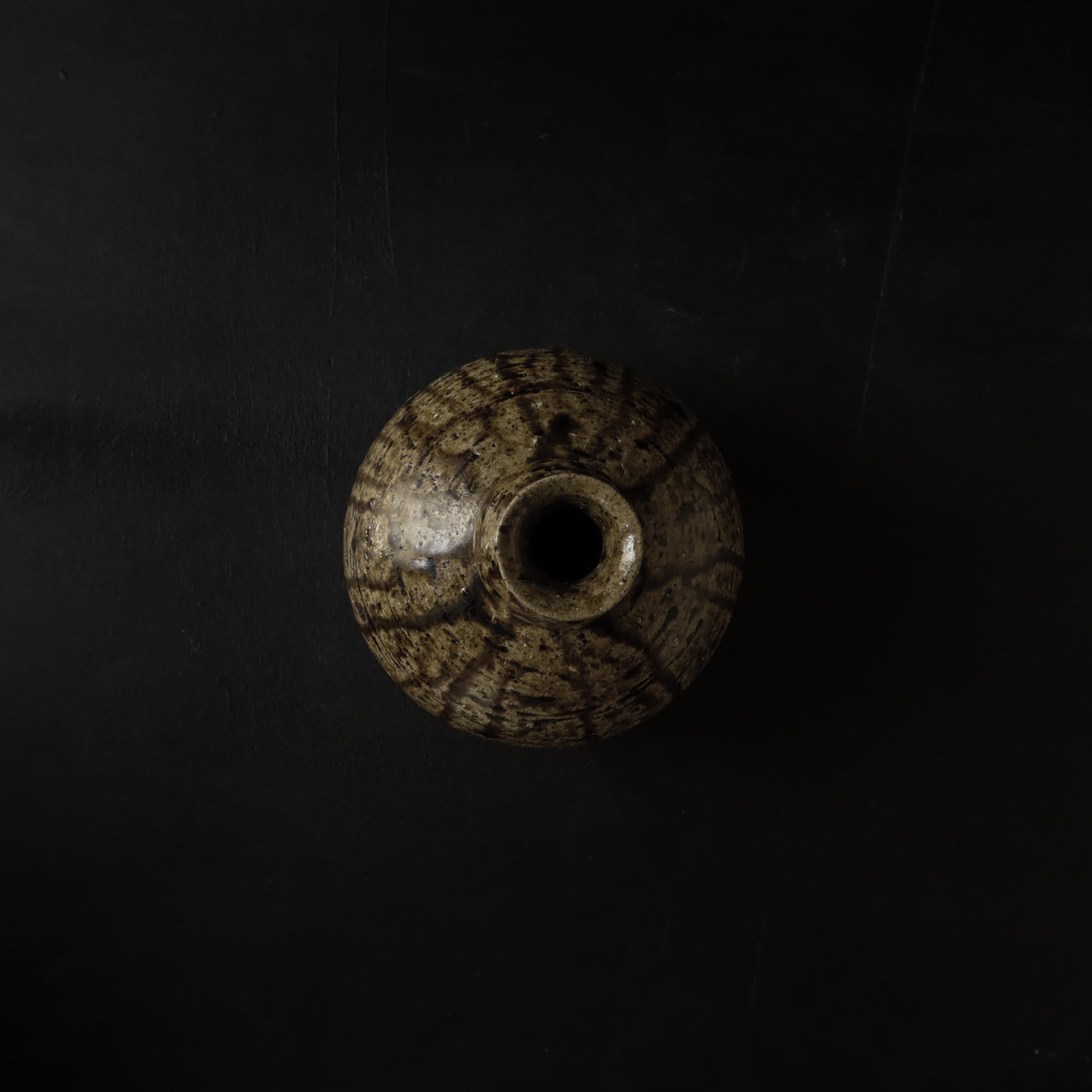 26-OM-56 Gourd-Shaped Bottle Large