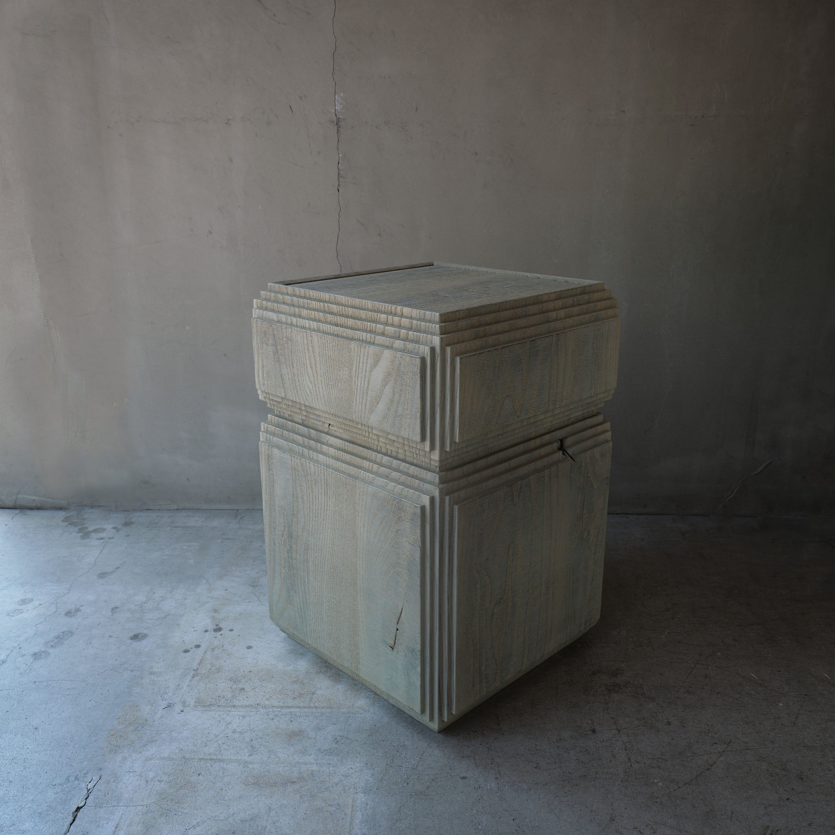Fuyou BRION TABLE M Gray 300 * 300 * 700