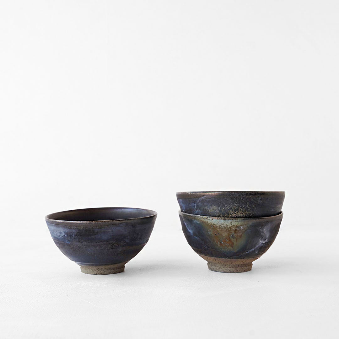 Yukiko Kiln Rice Bowl "Kuro (Black)-Karatsu"