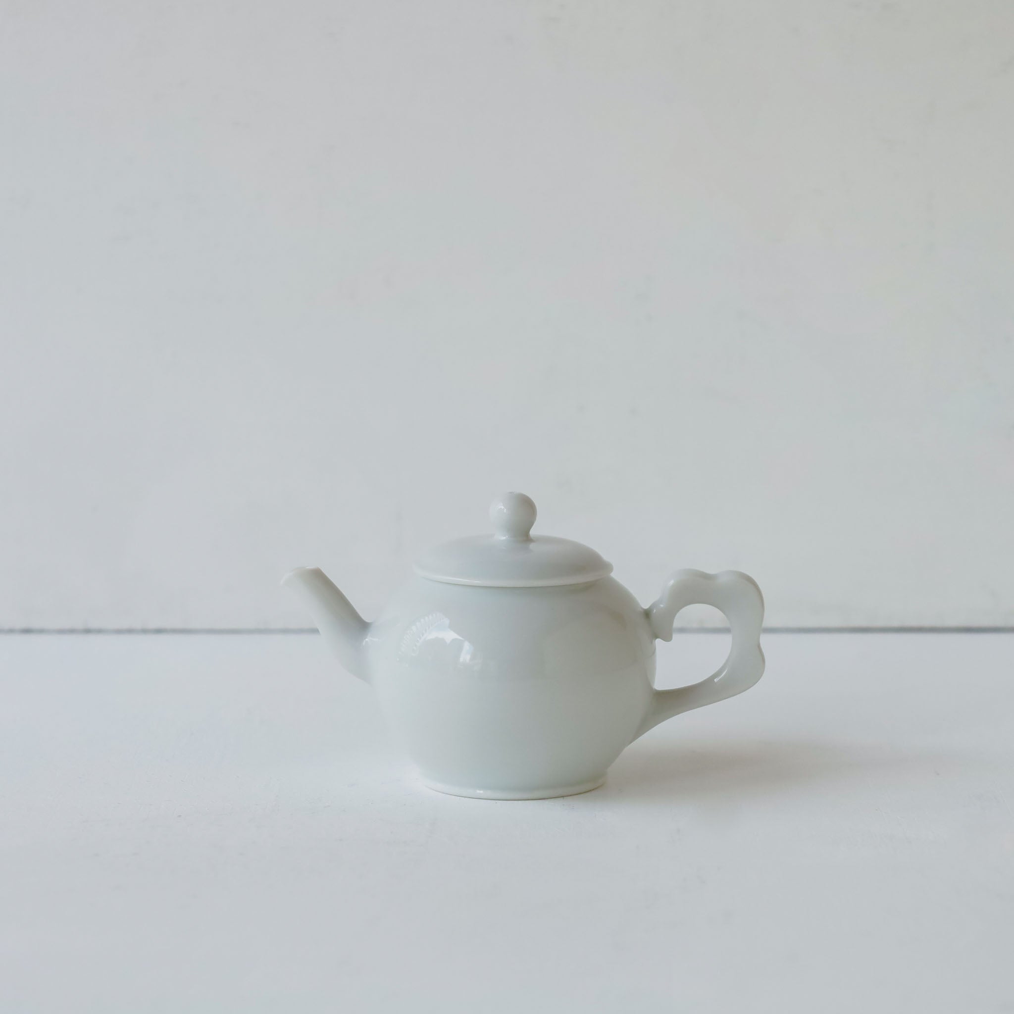 村上雄一 白磁茶壺 入道雲