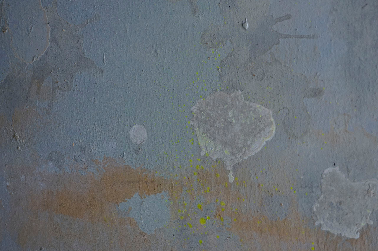 ハタノワタル 窓からの風景-アワイ-MI-17