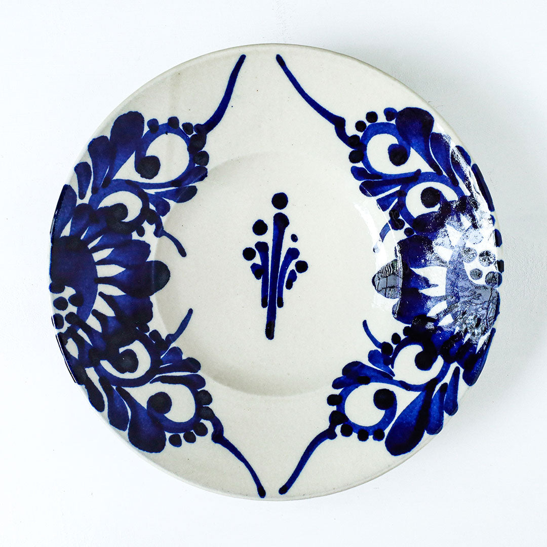 陶房眞喜屋 8寸皿 キクカラクサ