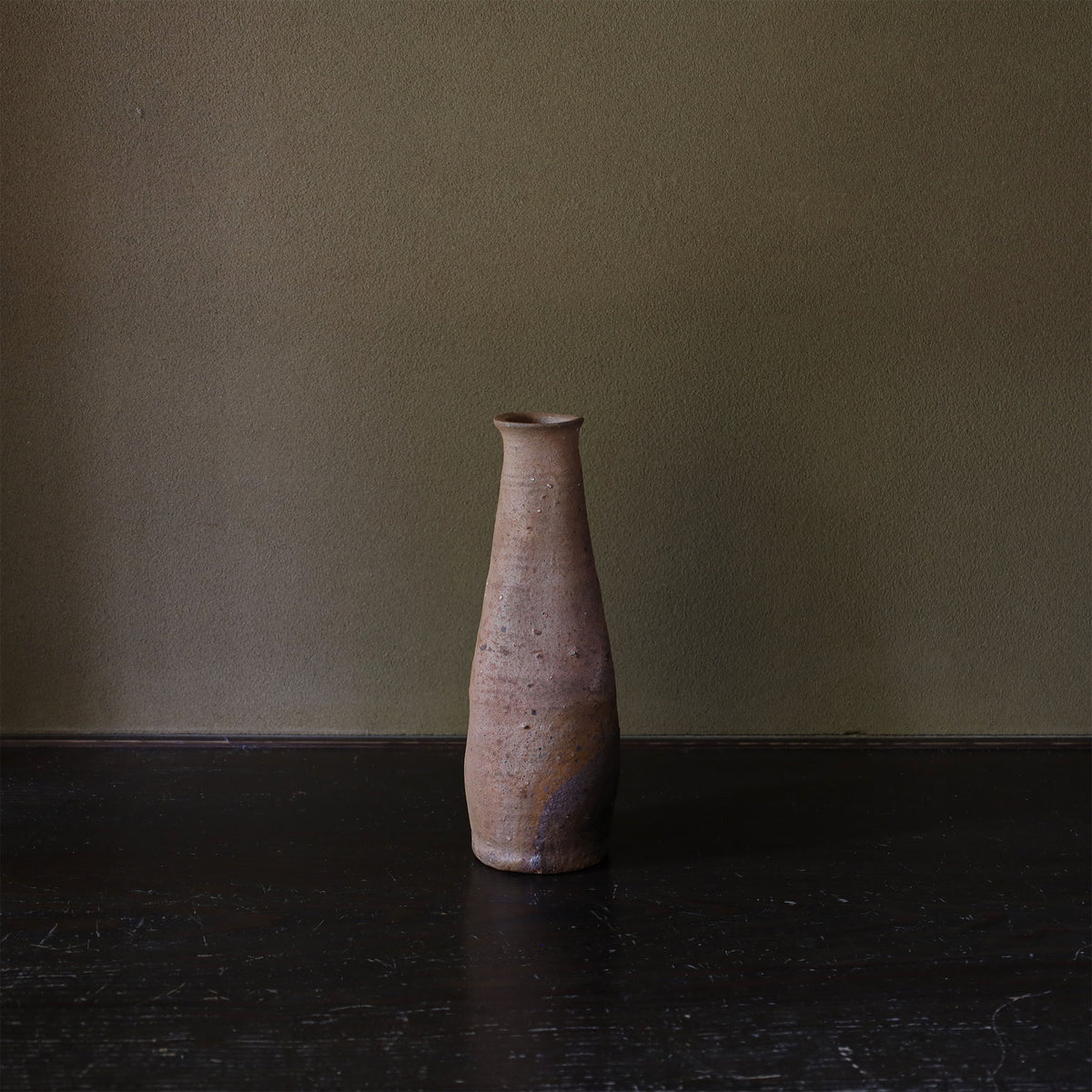 25-33 Shiro Shimizu, Karatsu-Nuri Clay, Flower Vase