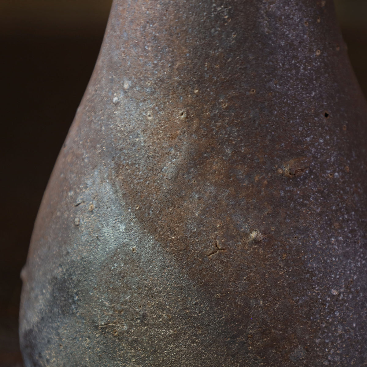 25-48 Shiro Shimizu, Blended Clay, Iron Glaze Flower Vase
