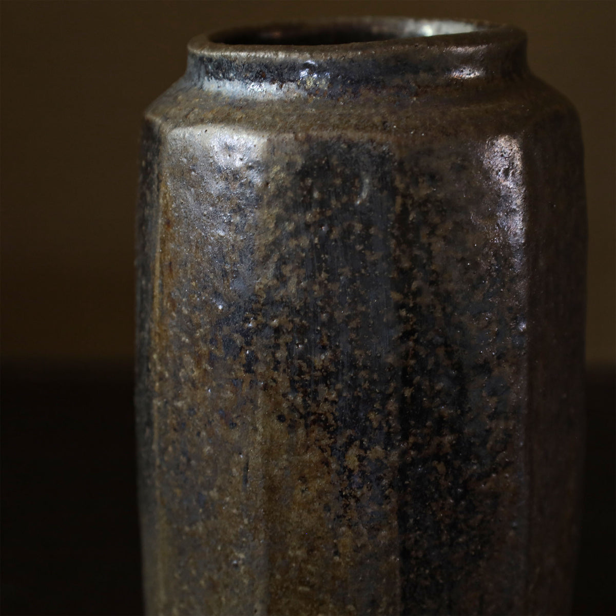 26-29 Shiro Shimizu, Yasaka-Shino Clay, Faceted Flower Vase