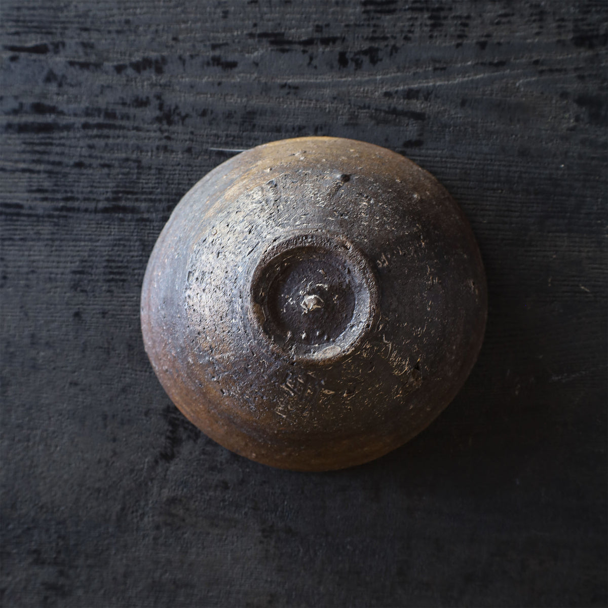 25-10S Shiro Shimizu, Umamachi Clay, Silver-Decorated Chawan