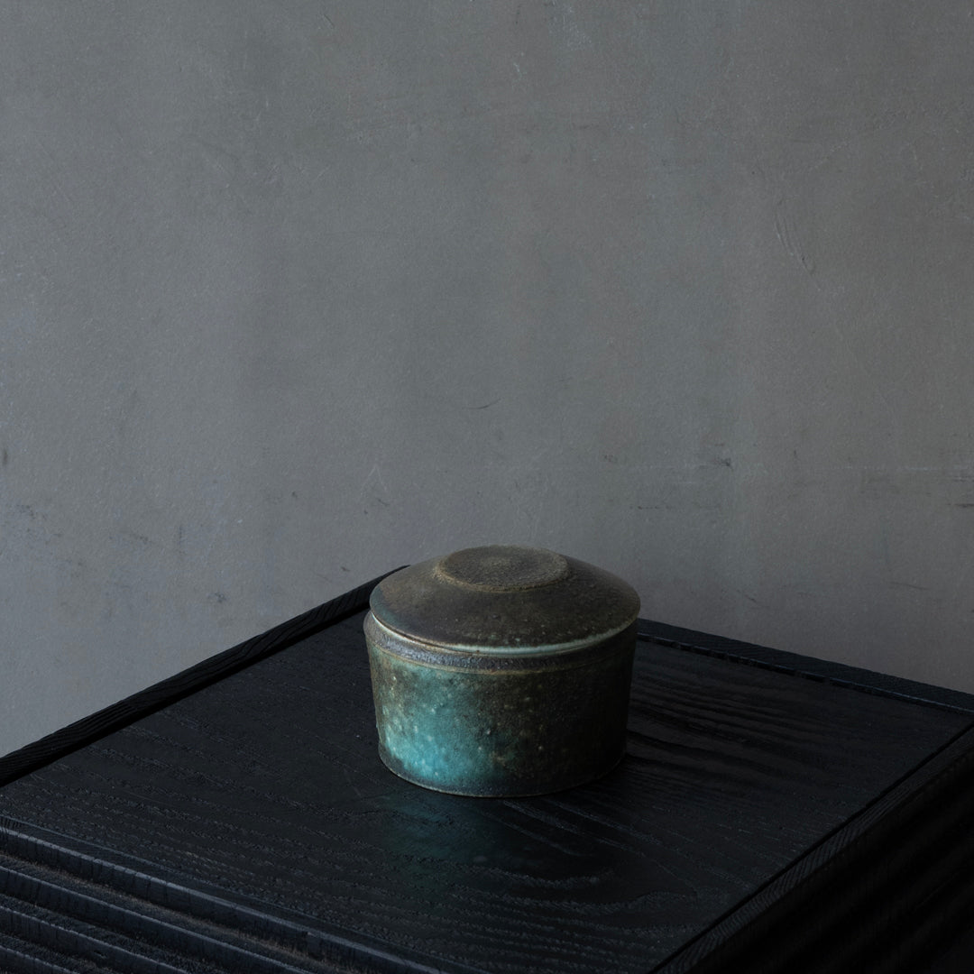 25-10S 境道一 織部釉 フタ物