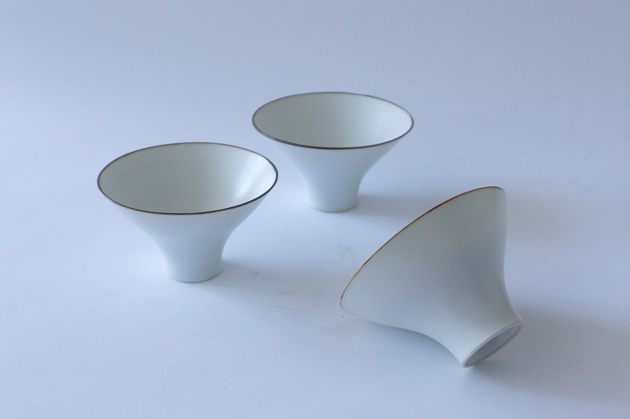 Riso Sake Cup (White Glaze with Rust-finished Rim)