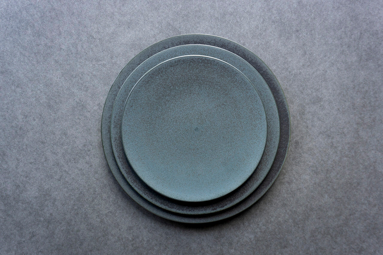 Yuka Ando Flat plate 21cm NV