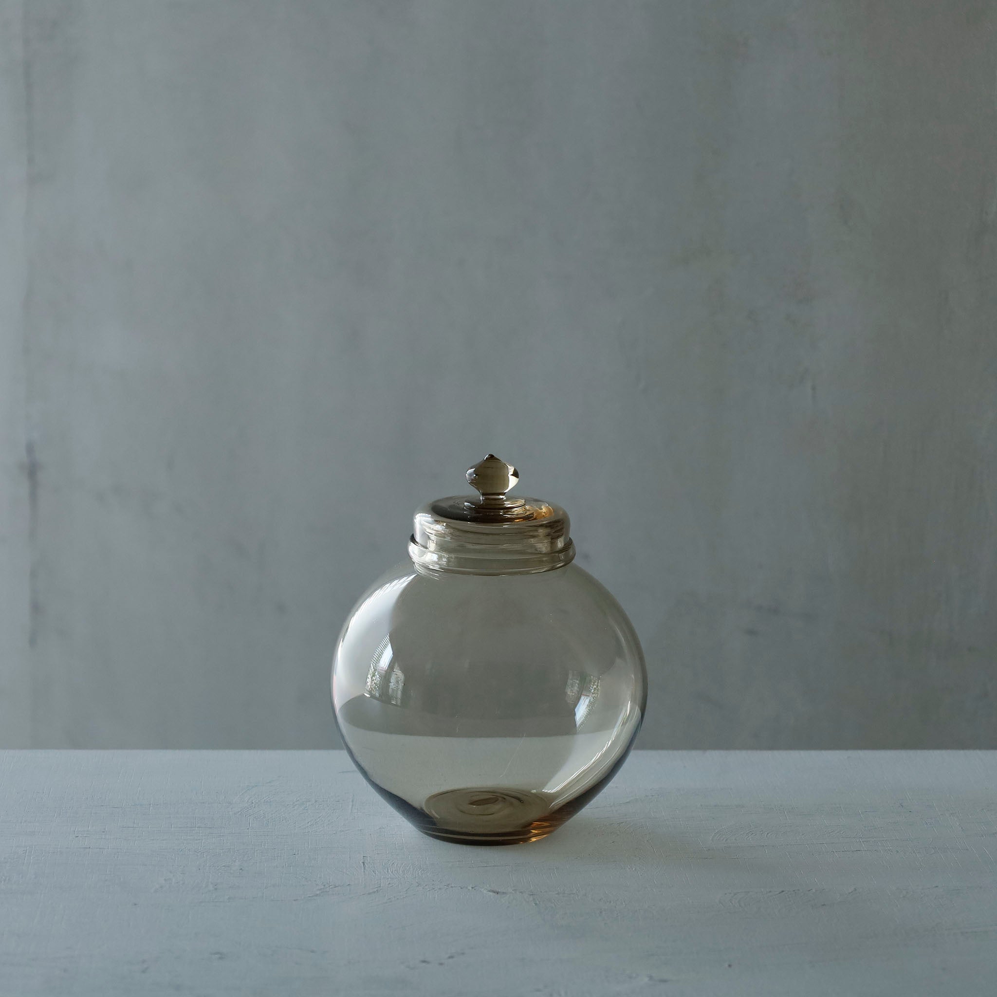 ●26-TE-117 蓋物 AMBER　A