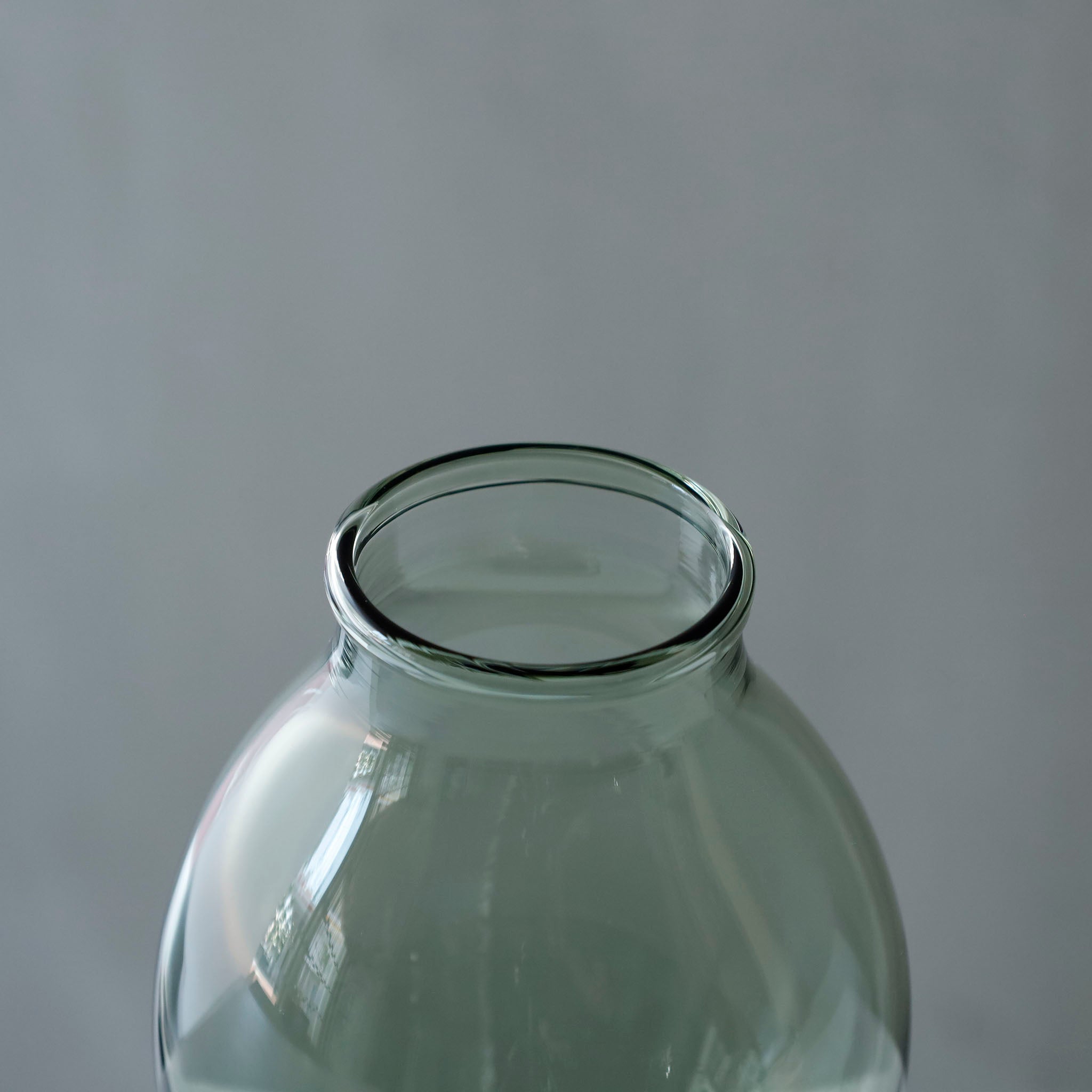 ●26-TE-119 Futamono (Lidded Jar) MOSS GREEN