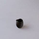 ●25-YT32 黒唐津 小片口