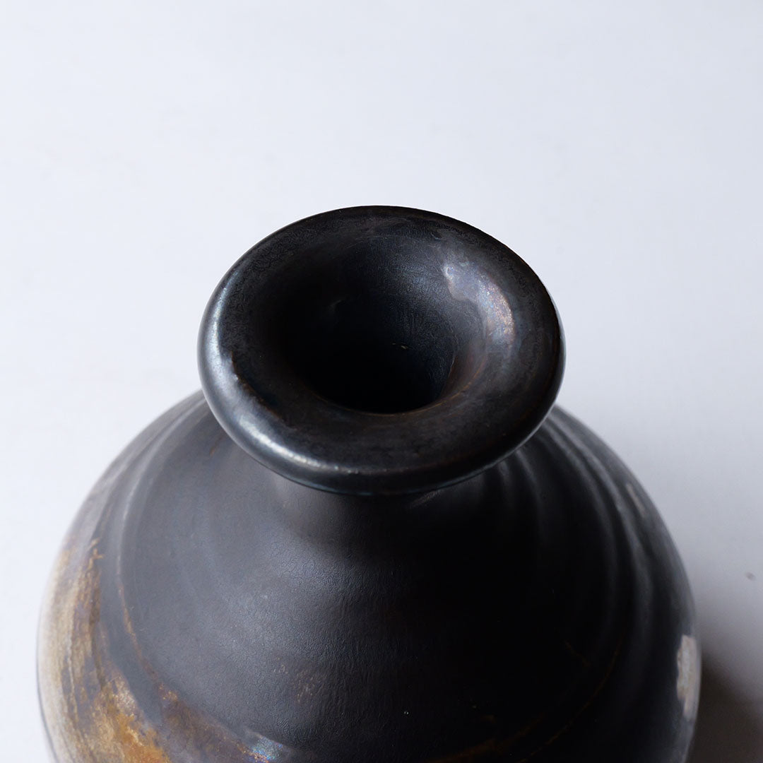 ●24-TY-36窯変黒唐津花入