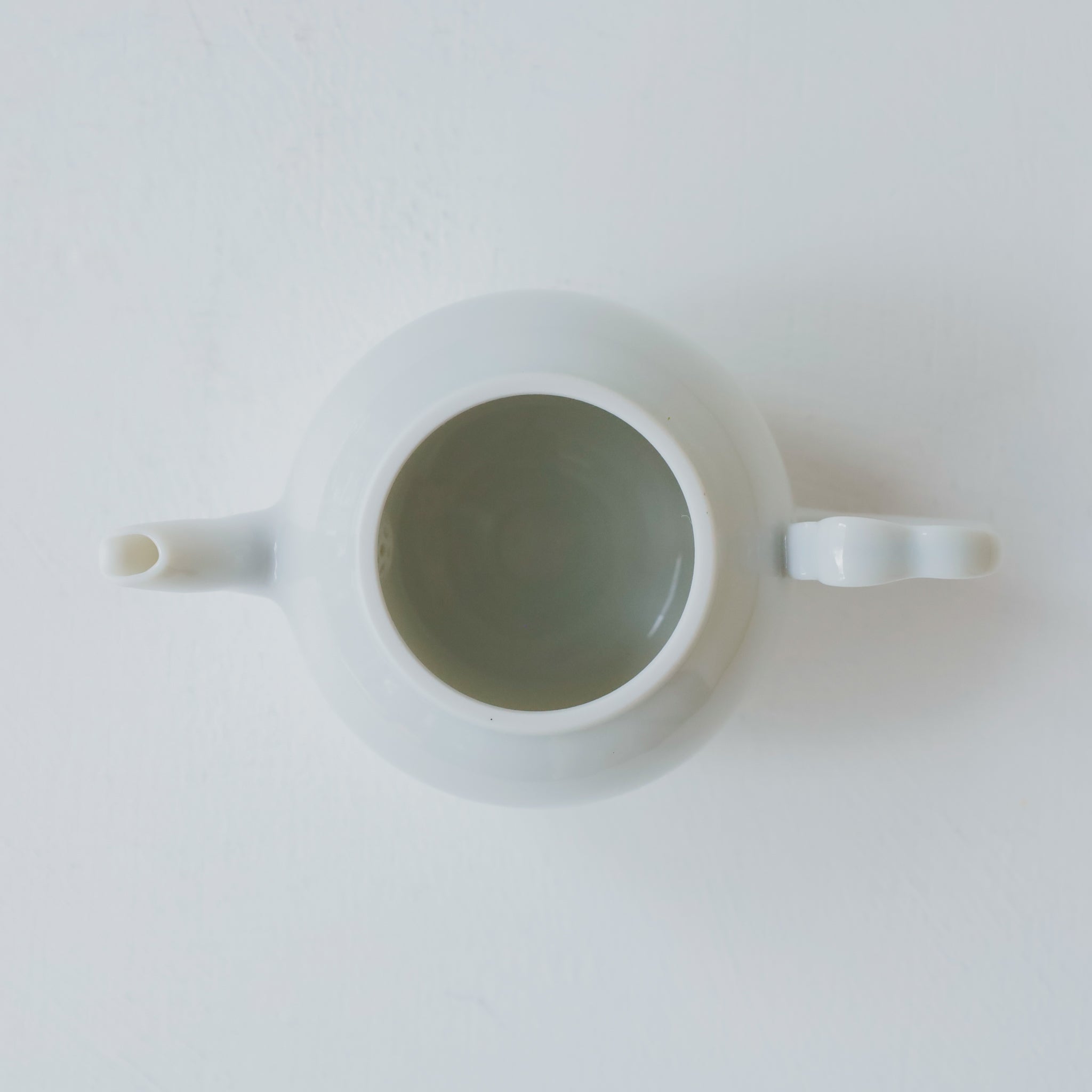 Yuichi Murakami "Nyudogumo" White Porcelain Teapot