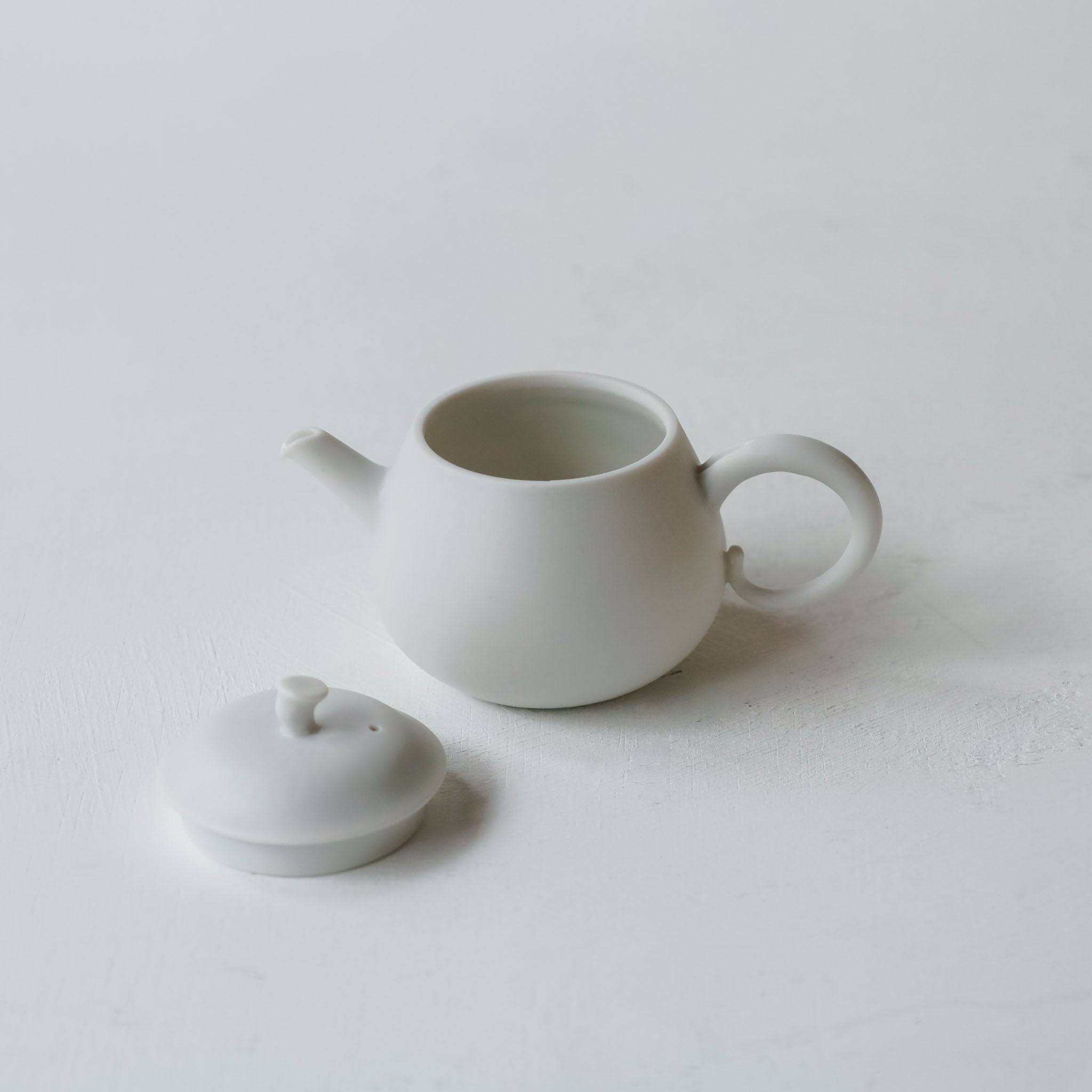 村上雄一 卵殻茶壺水果