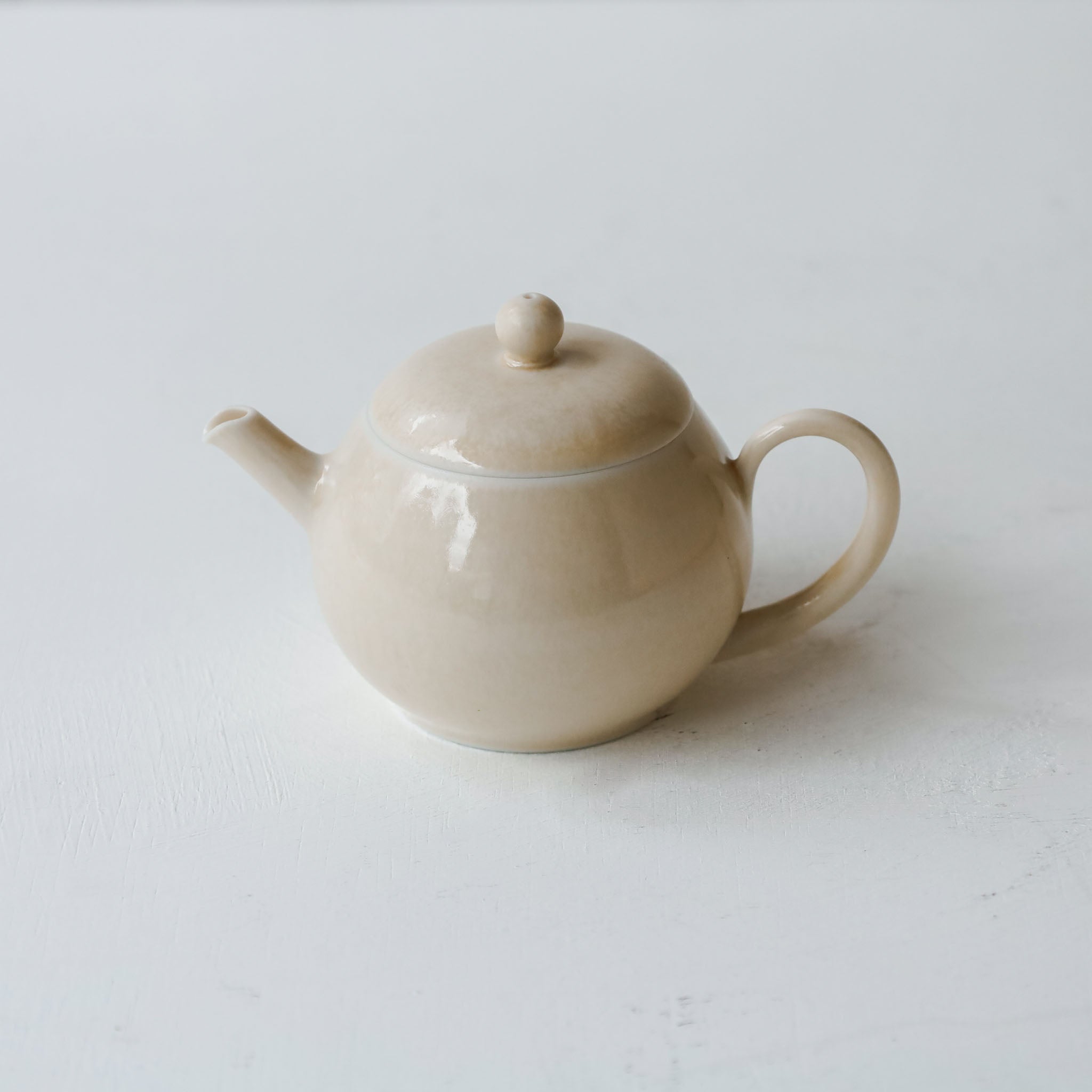 村上雄一 米色茶壺