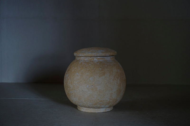 ●25-IM62 灰陶加彩茶壺(雲流)