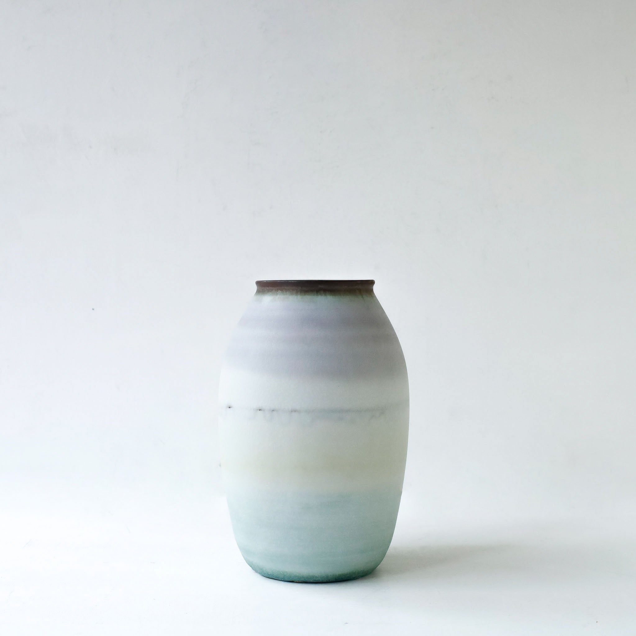 ●26-NT-32 Vessels of Color: Flower Vase