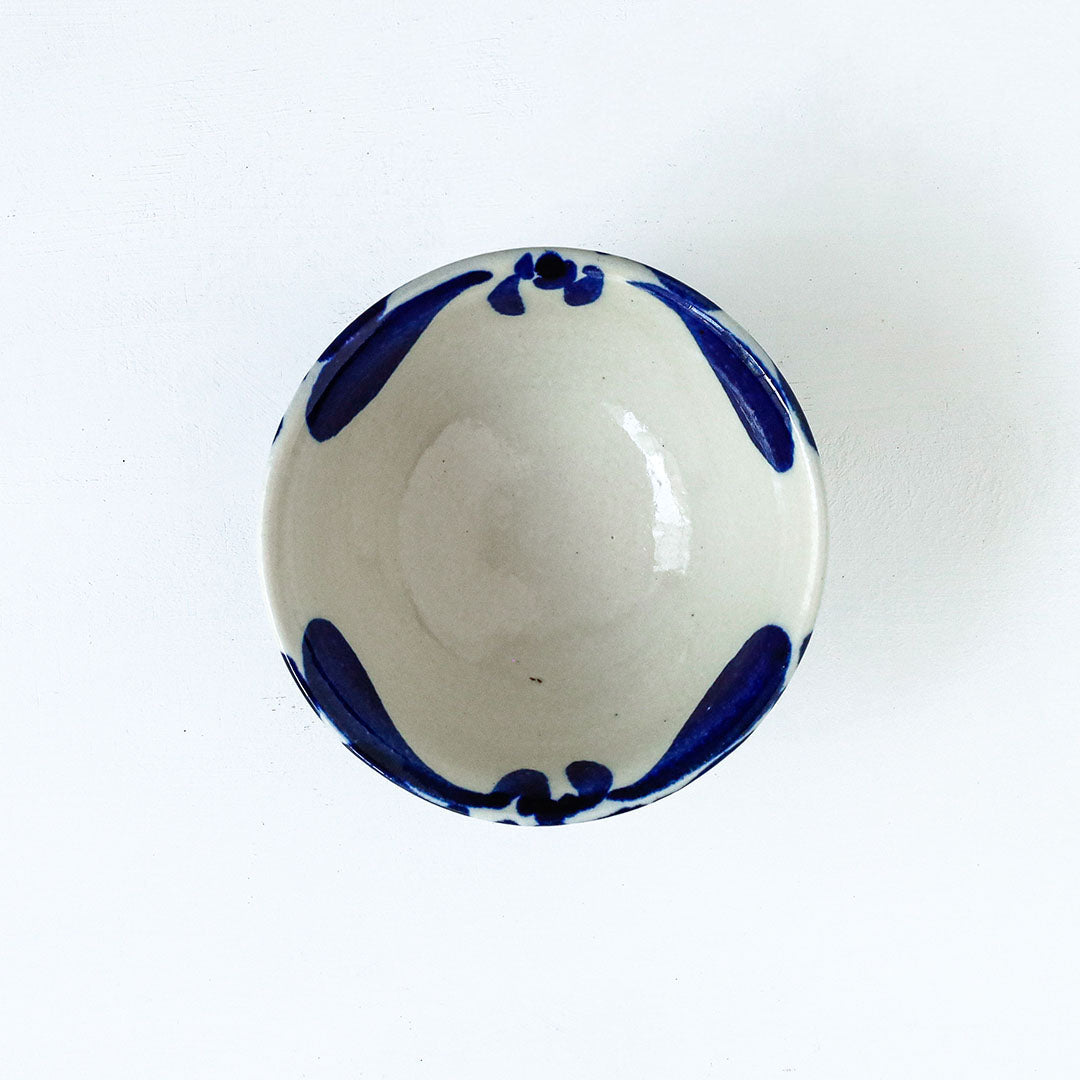 陶房眞喜屋 4寸マカイ キクカラクサ