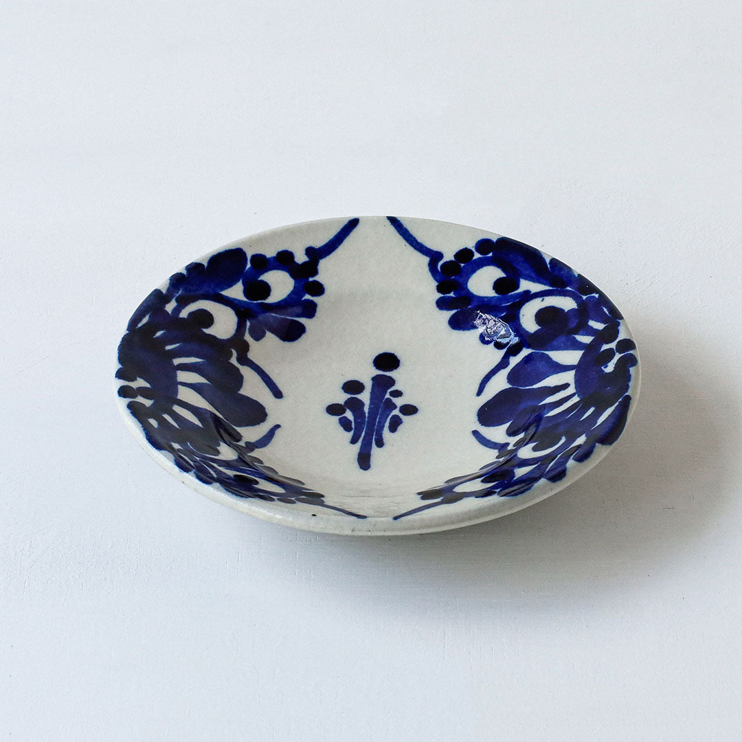 陶房眞喜屋 5寸皿 キクカラクサ