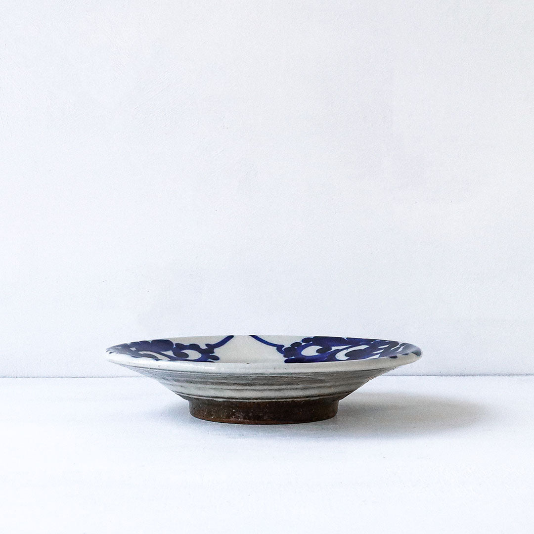 陶房眞喜屋 5寸皿 キクカラクサ