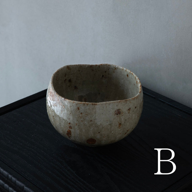 ●25-MM-30 茶盌  青磁