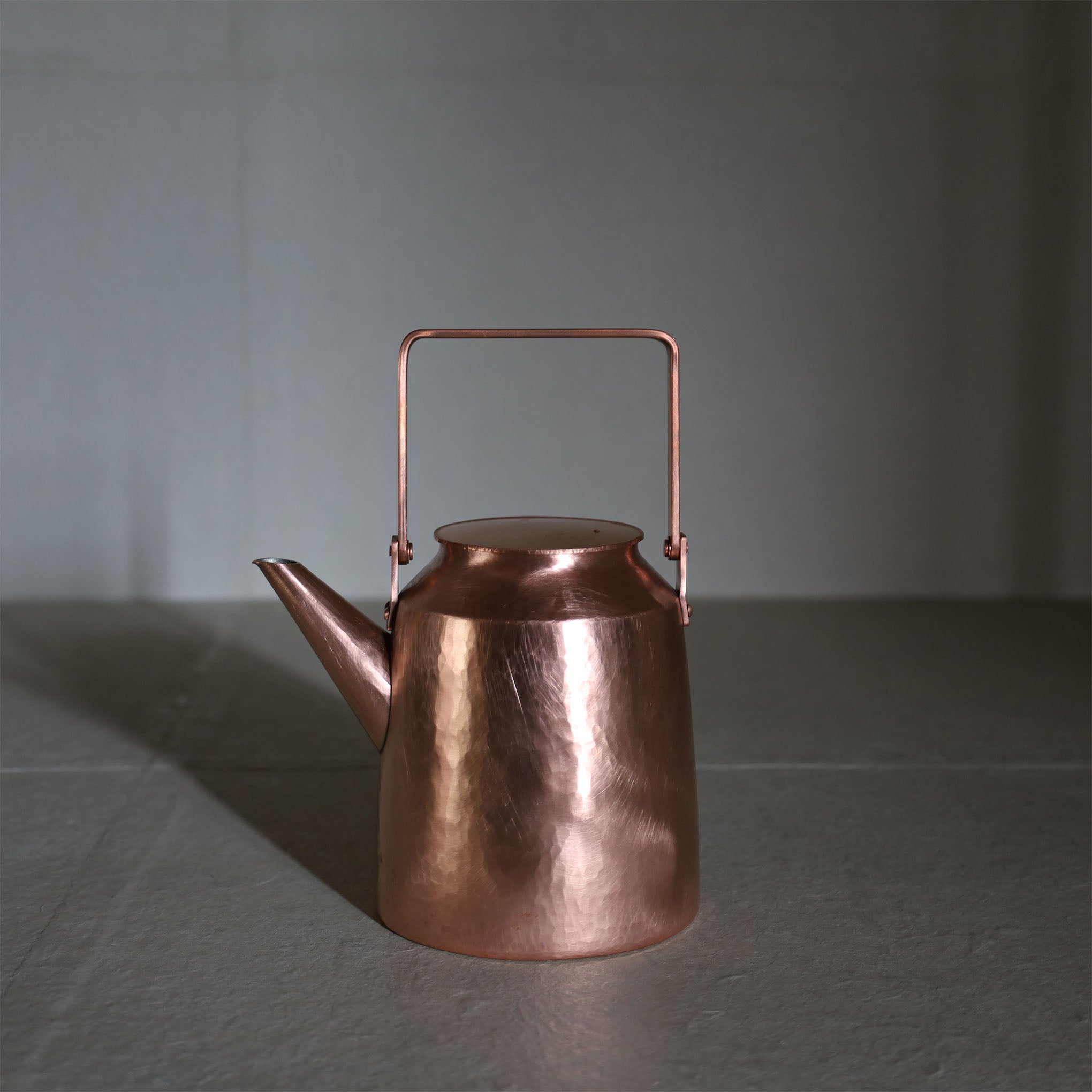 ●26-RN-4 薬缶（ミルク缶型縦長 800ml）