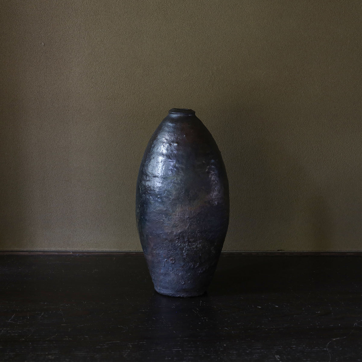 26-26 Shiro Shimizu, Iron Glaze Jar