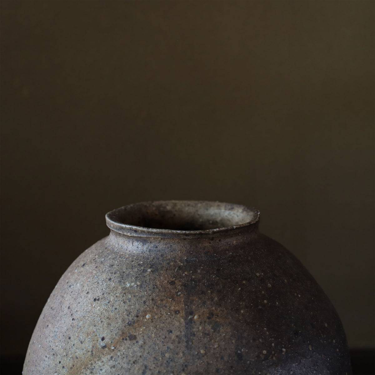 26-24 Shiro Shimizu, Sakura Ash, Ash-Glazed Jar