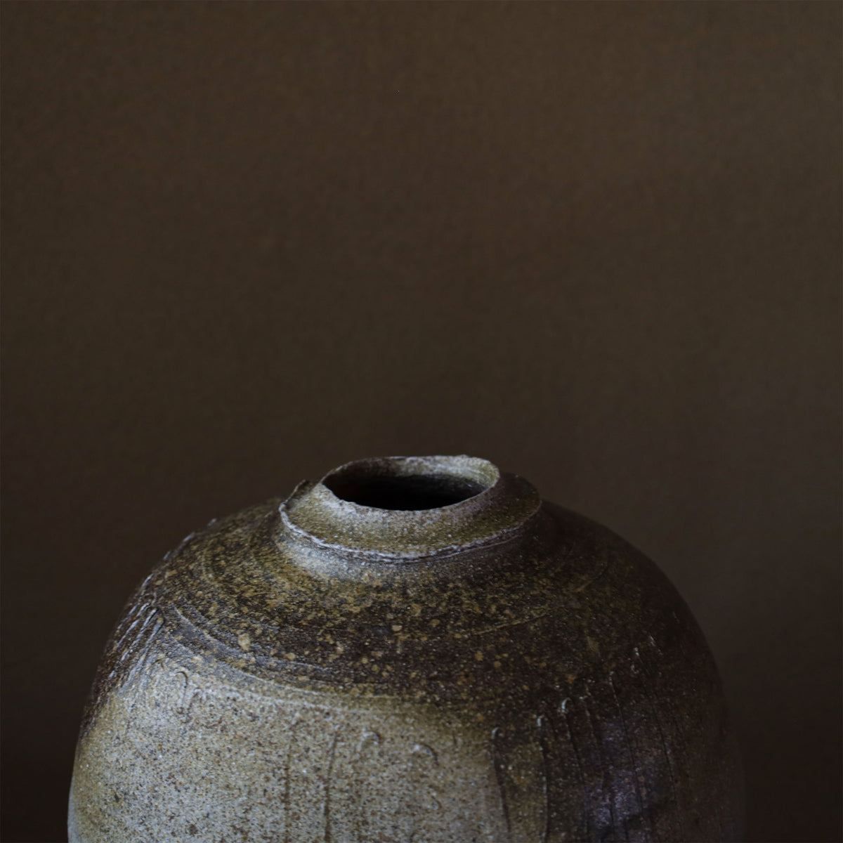 26-25 Shiro Shimizu, Nishikawa Clay, Yakishime Jar