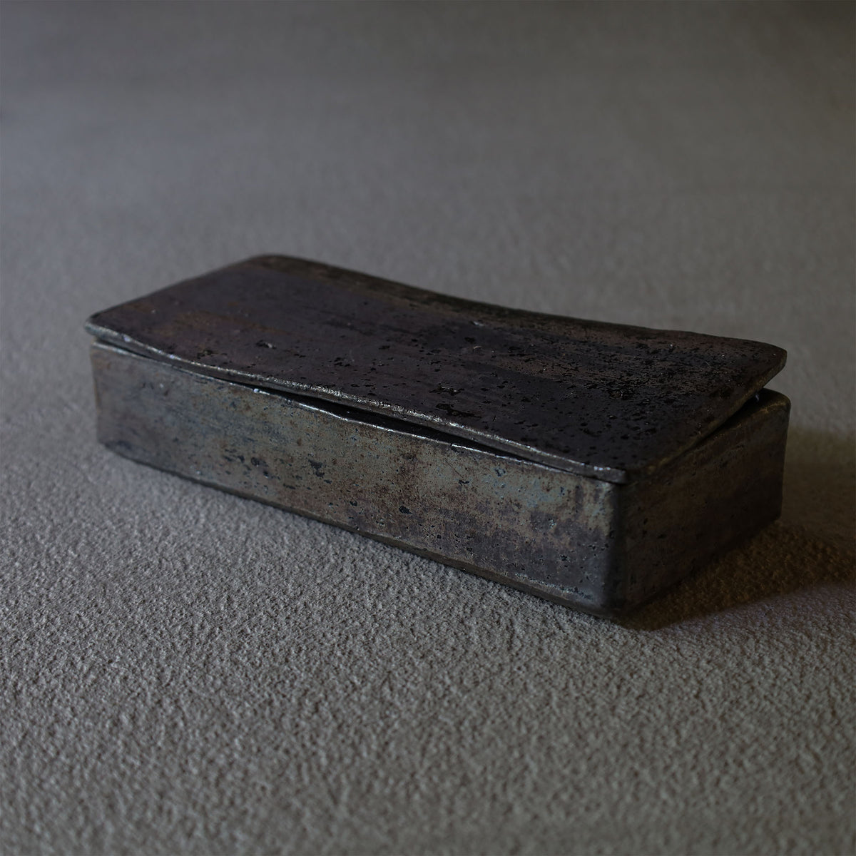 26-30 Shiro Shimizu, Kamogawa Stone Glaze, Lidded Vessel