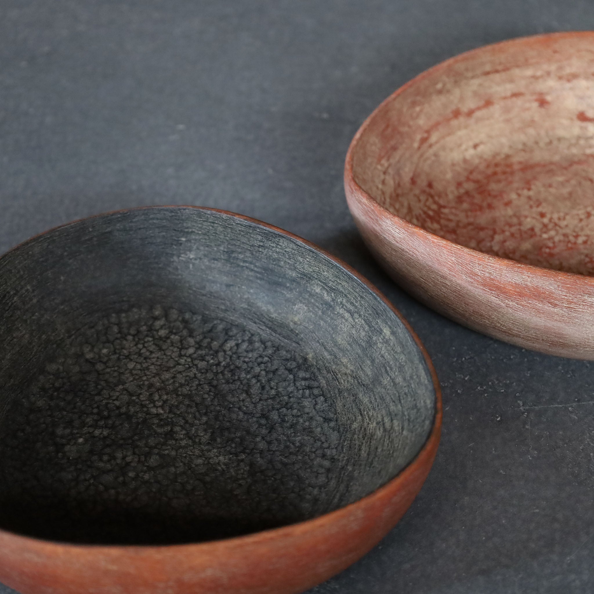 ●26-SD-10 IBITSU Shallow Bowl - Botanical Dye - C
