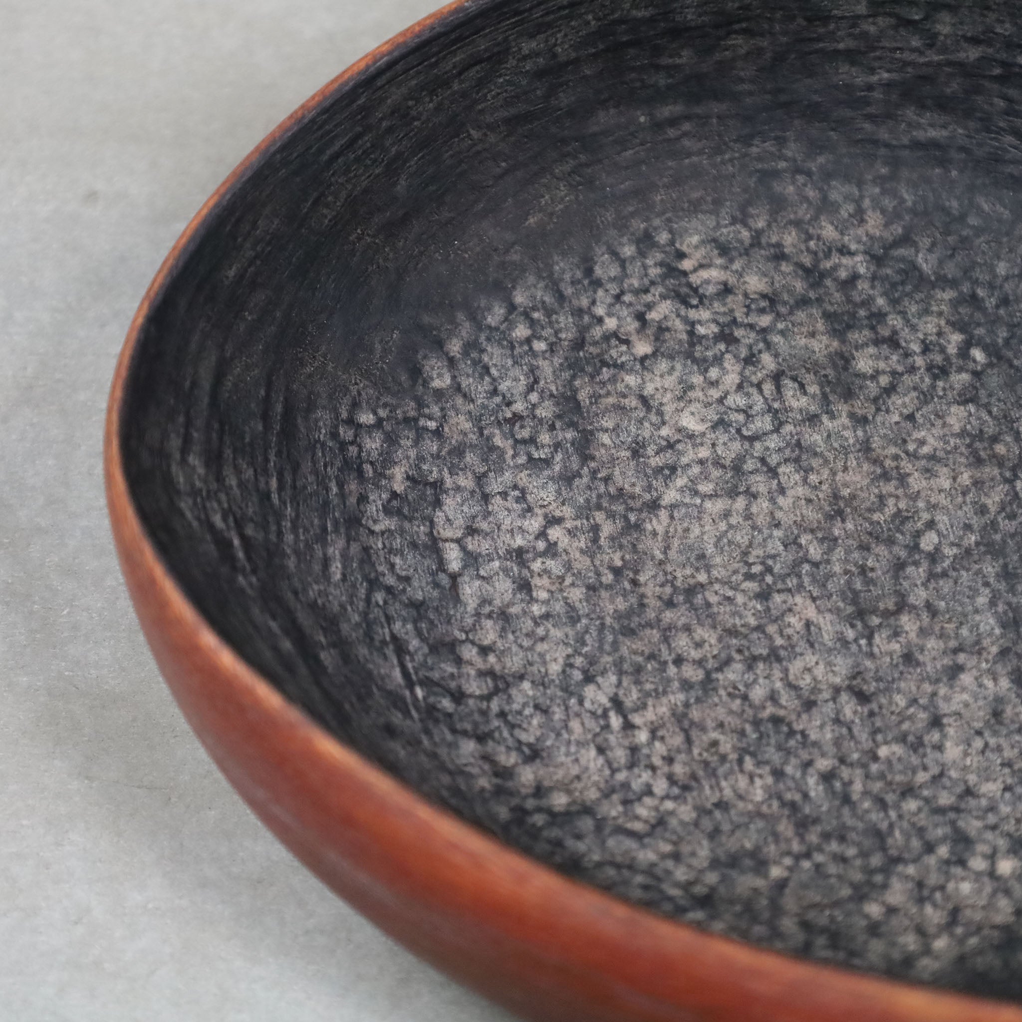●26-SD-10 IBITSU Shallow Bowl - Botanical Dye - B