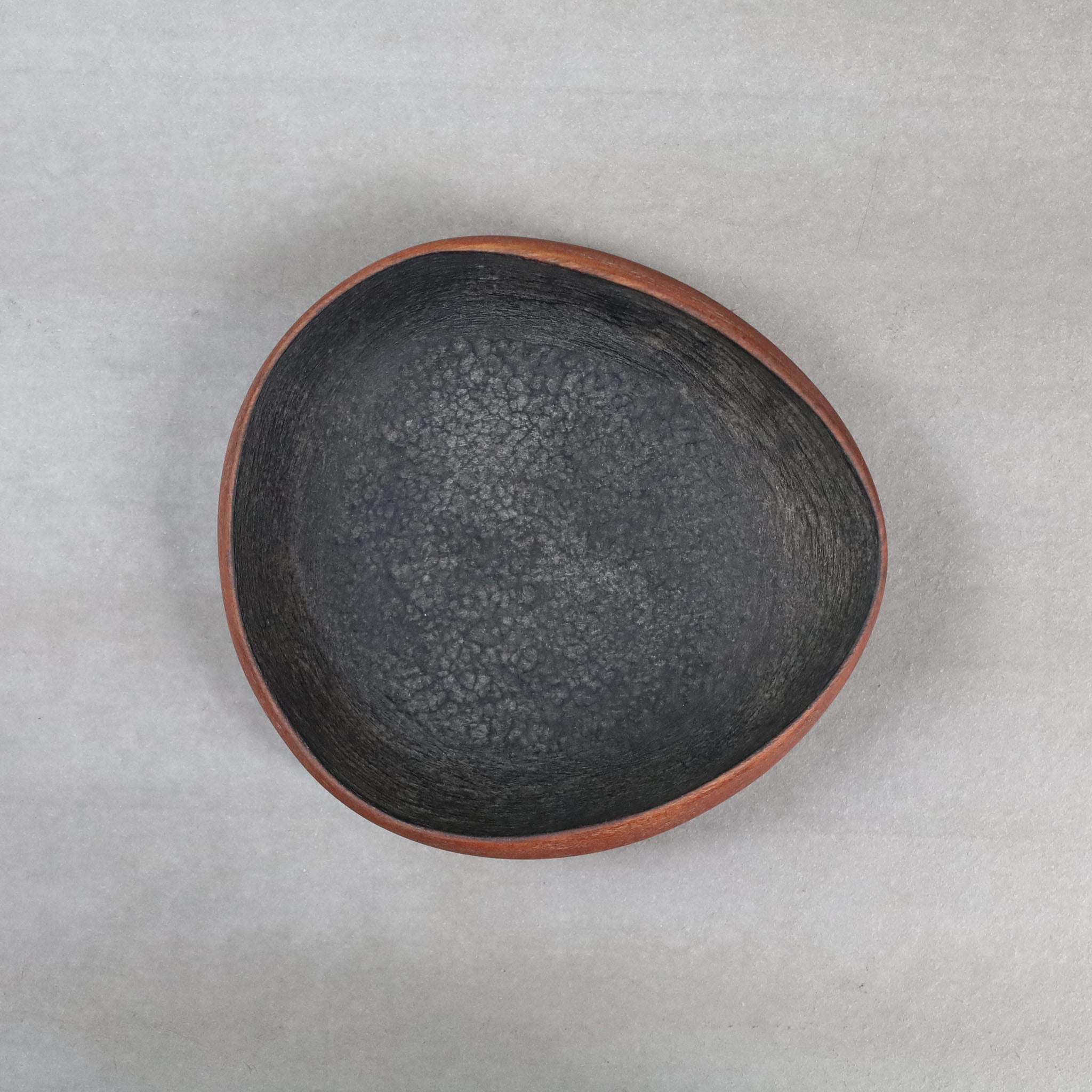●26-SD-10 IBITSU Shallow Bowl - Botanical Dye - C