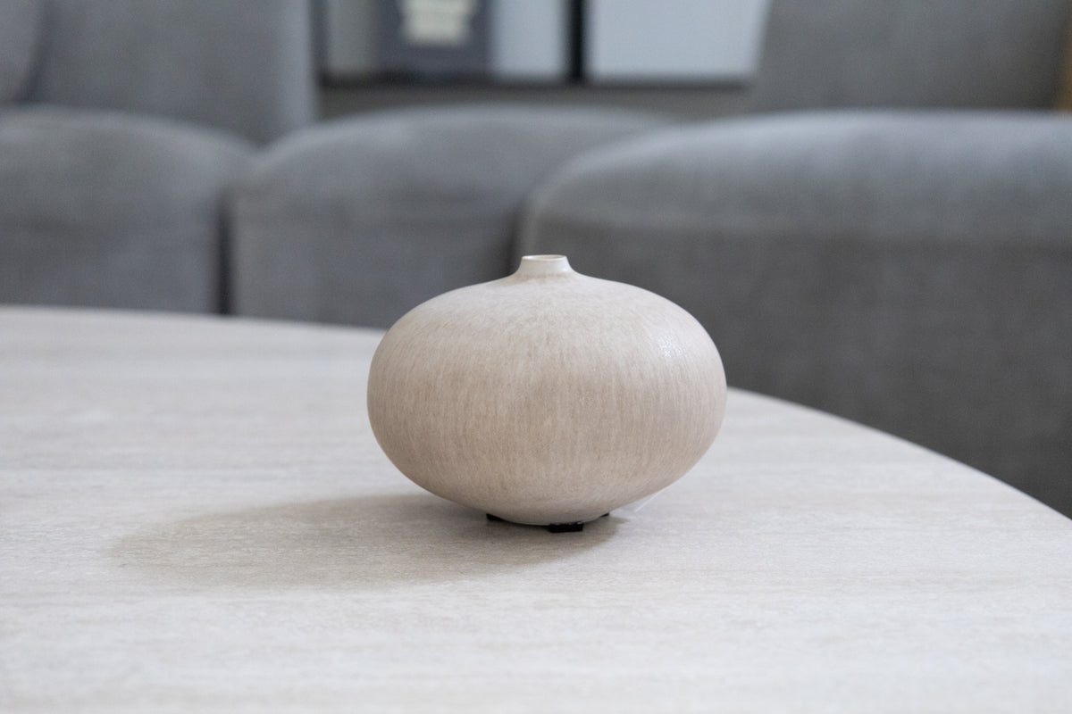 Yuka Ando 26M-3 vase