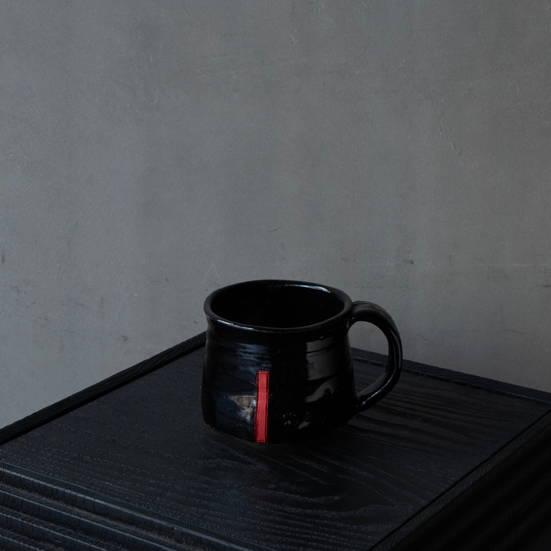 25-10S 寺田鉄平 瀬戸黒赭彩 マグカップ
