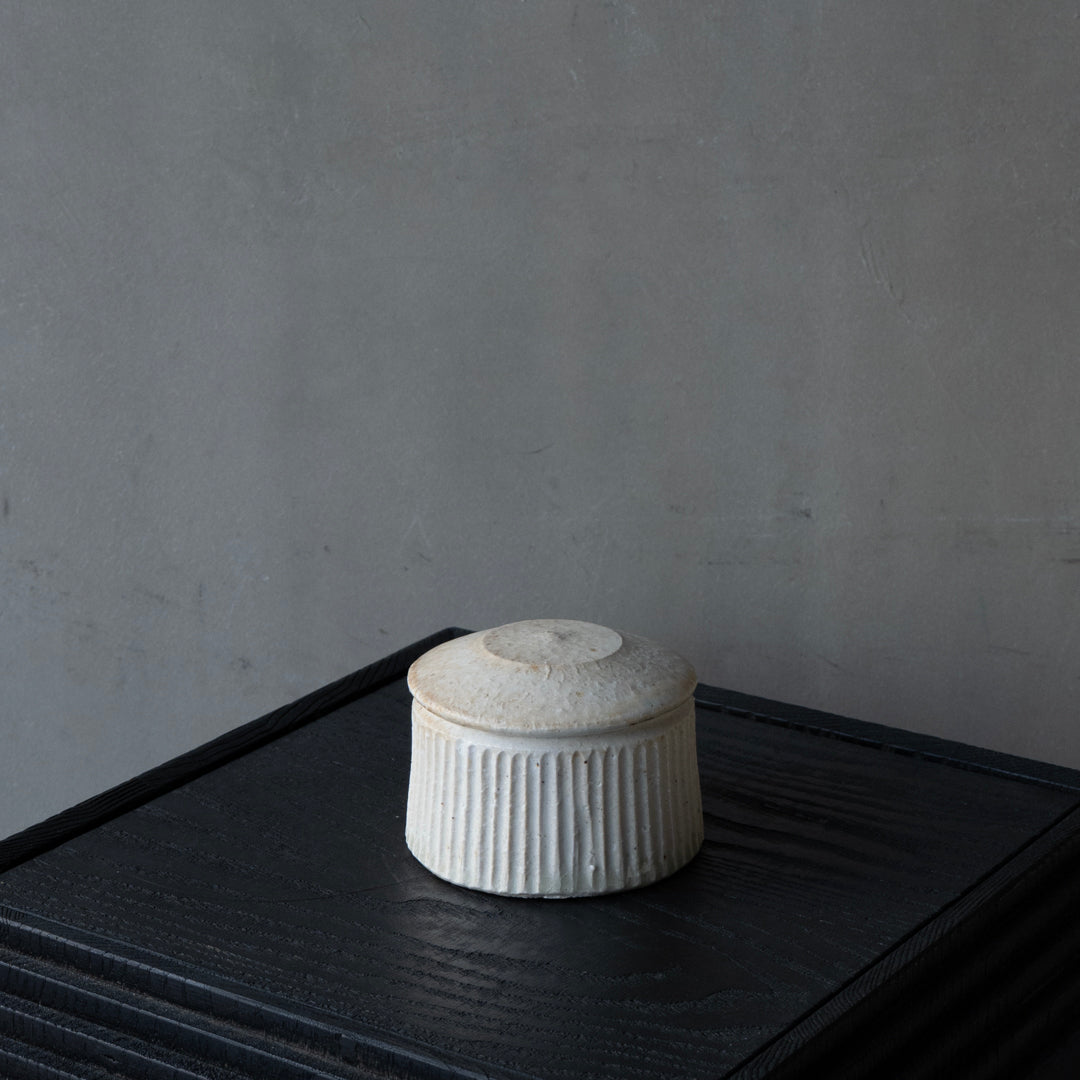 25-10S 境道一 ミモザ灰釉 フタ物