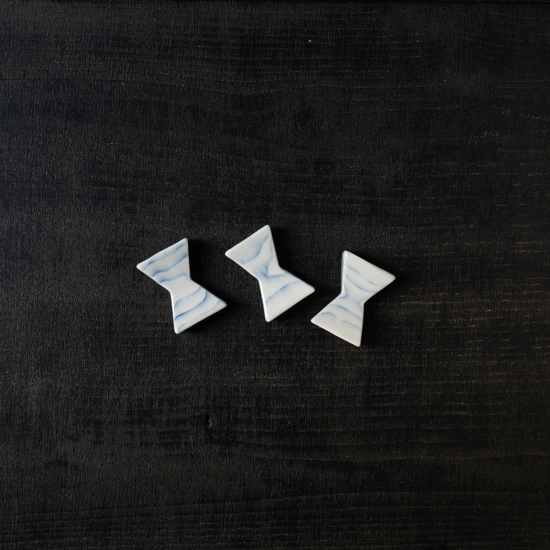 25-10S 村上雄一 青練り込み 箸置き 10層