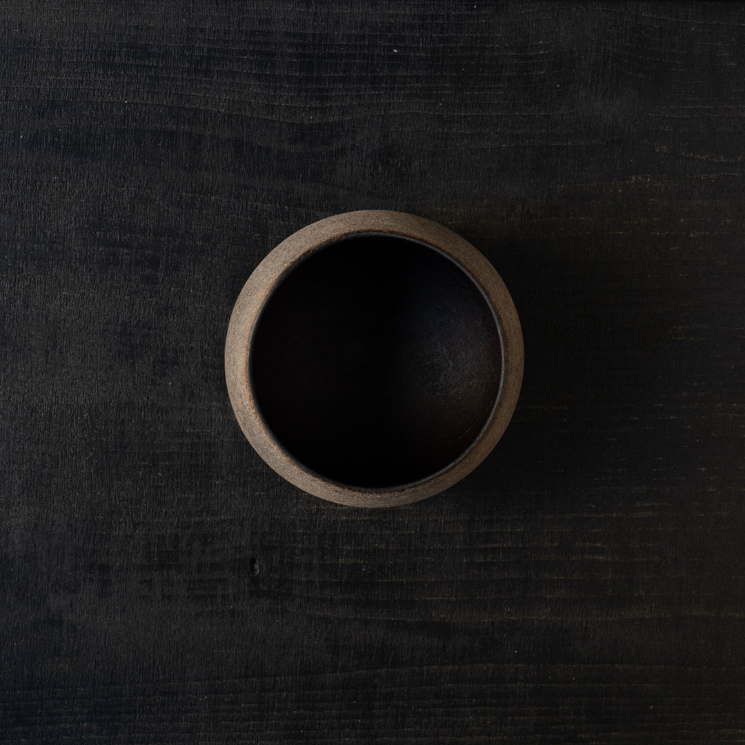 25-10S  藤本健 錆漆 椀 白