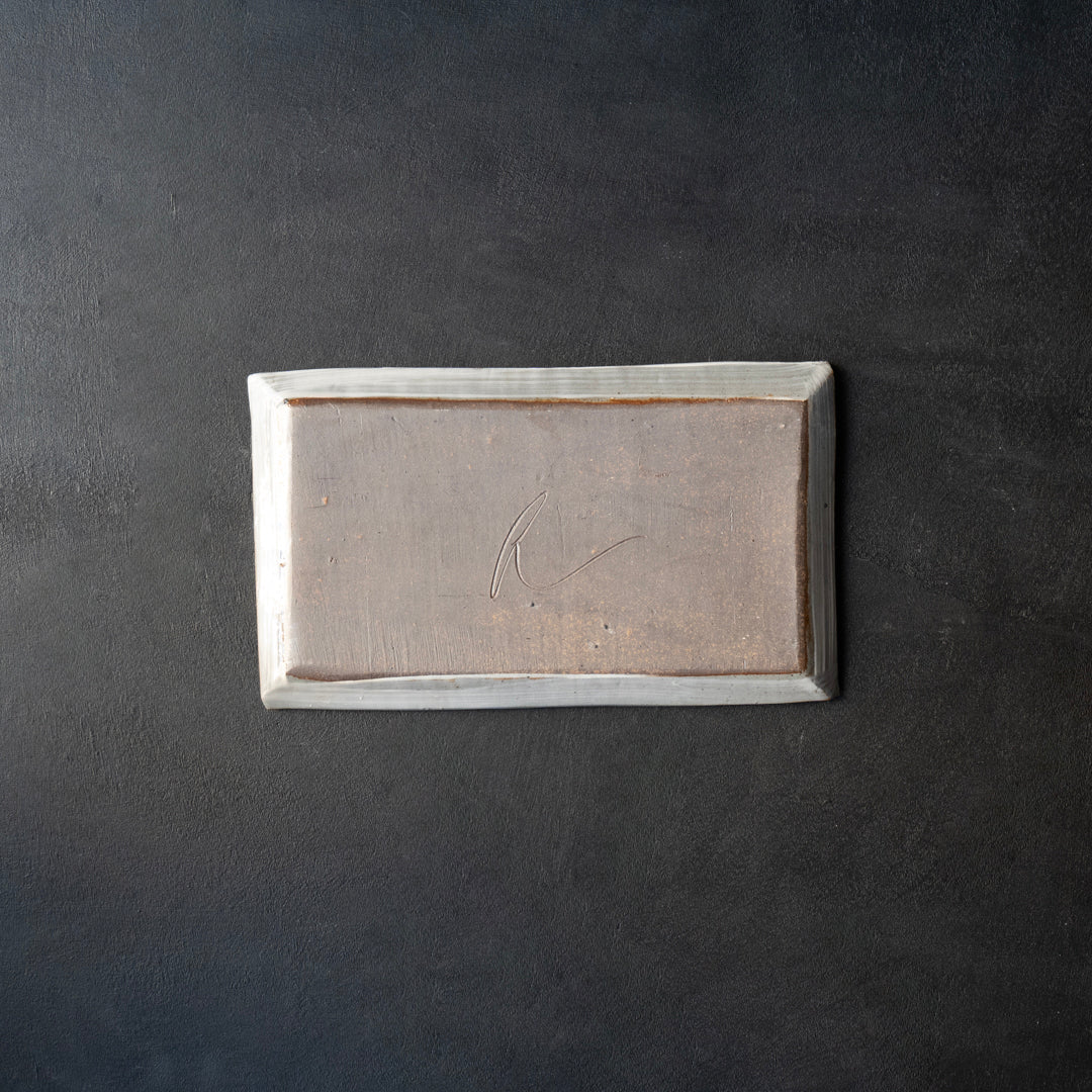 25-10S 中里花子 長方皿M 刷毛目