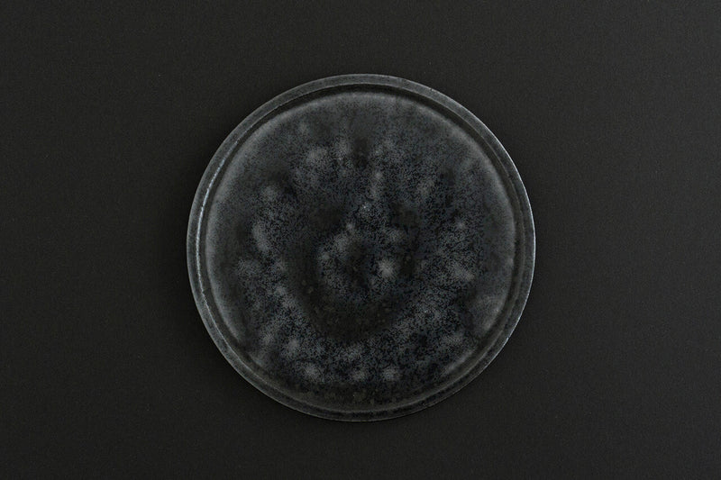 矢野直人 黒釉皿 16cm