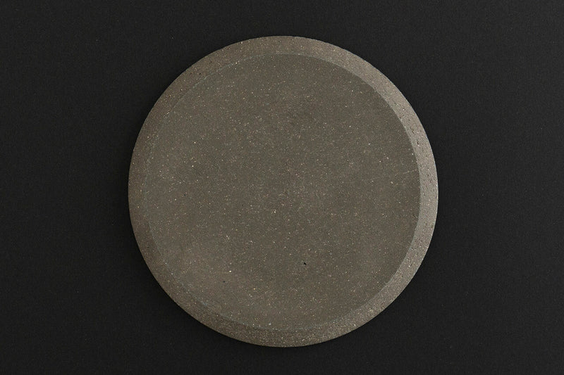 矢野直人 黒釉皿 16cm