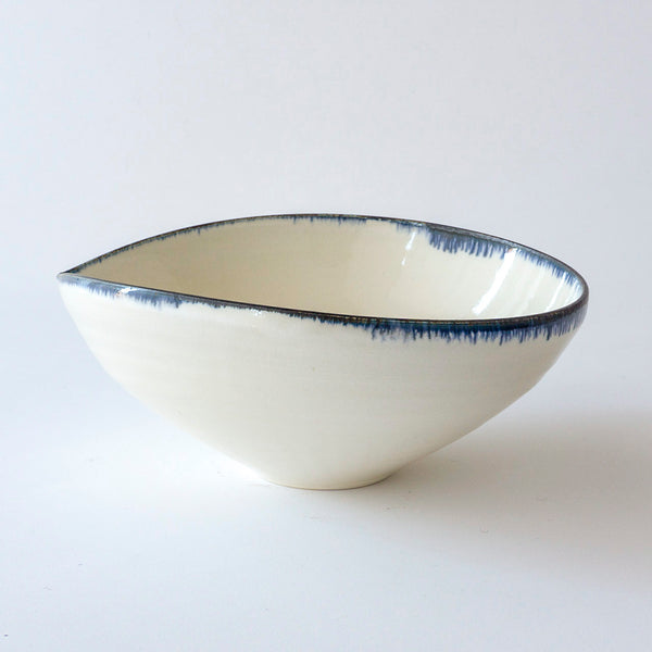 中里花子 Almond Bowl M ブルー皮鯨