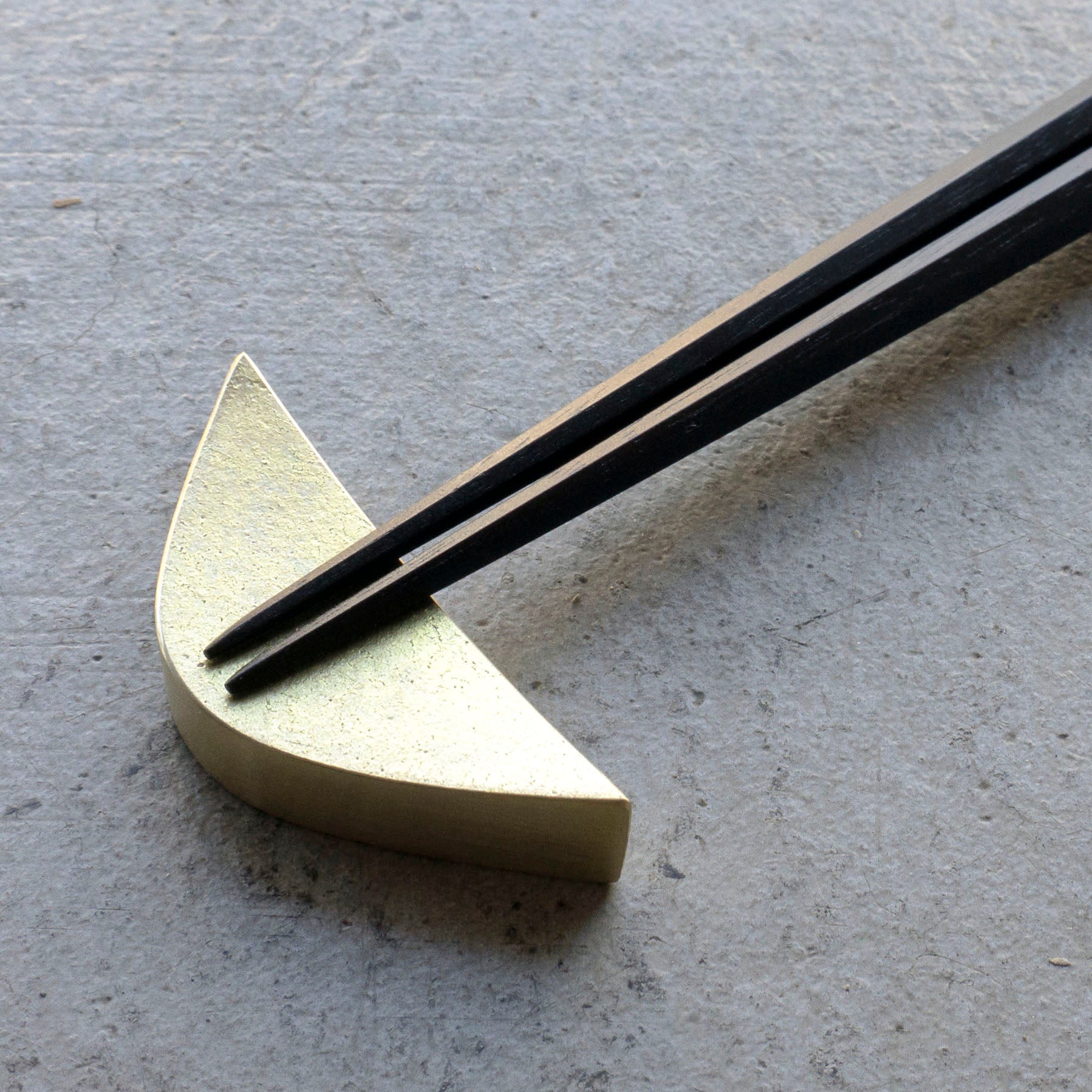 FUTAGAMI Chopstick Rest Blink of light