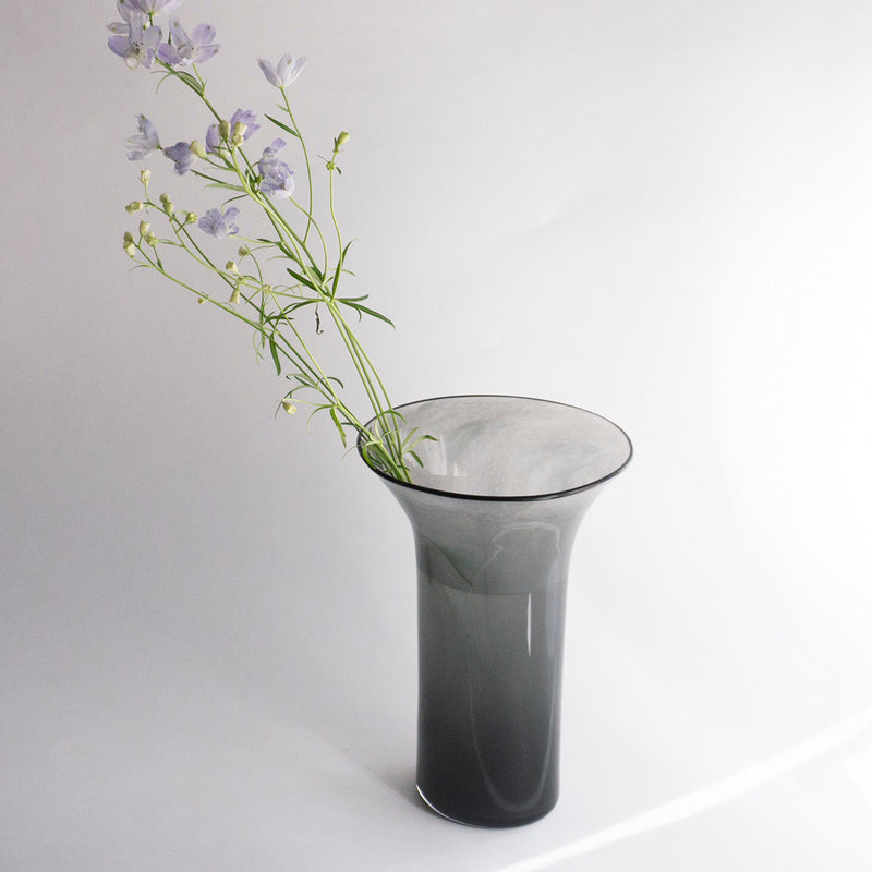 kasumi vase M grey