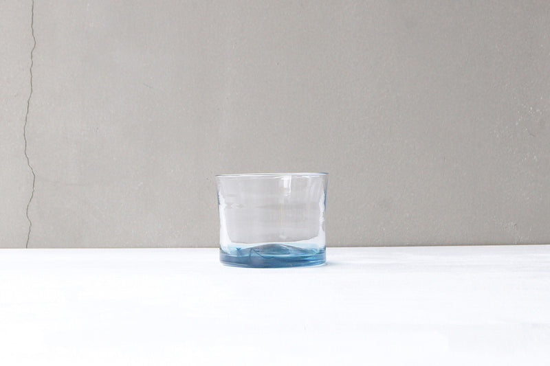 hakeme rocks glass blue